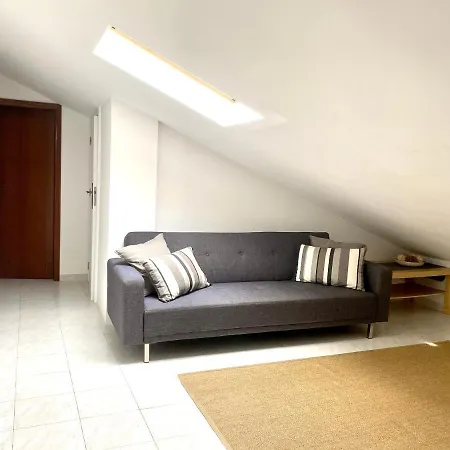 Brick Ocean アパート ナザレ